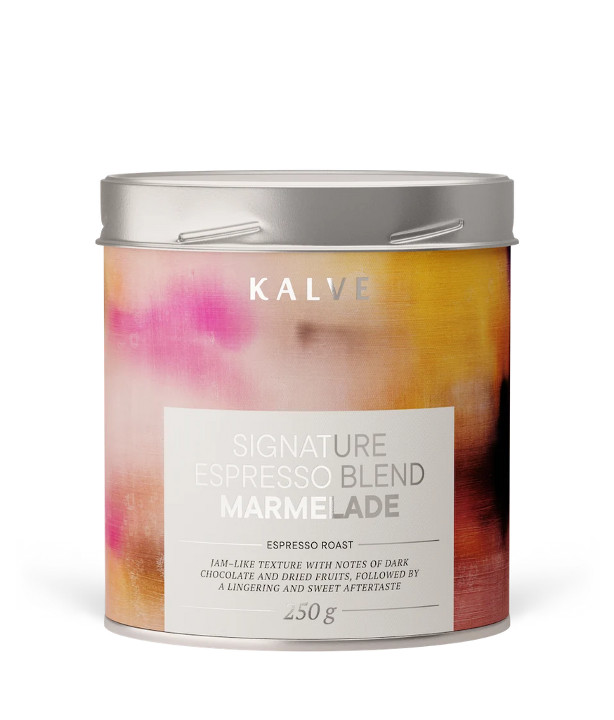 KALVE signature espresso blend marmelade tin with artwork of Paula Zariņa-Zēmane